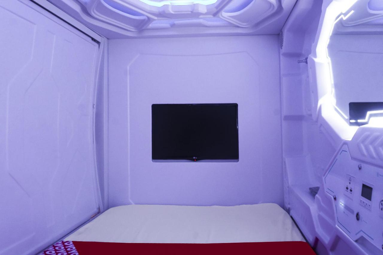 Super Oyo 91328 Fiducia Capsule Hotel Τζακάρτα Εξωτερικό φωτογραφία